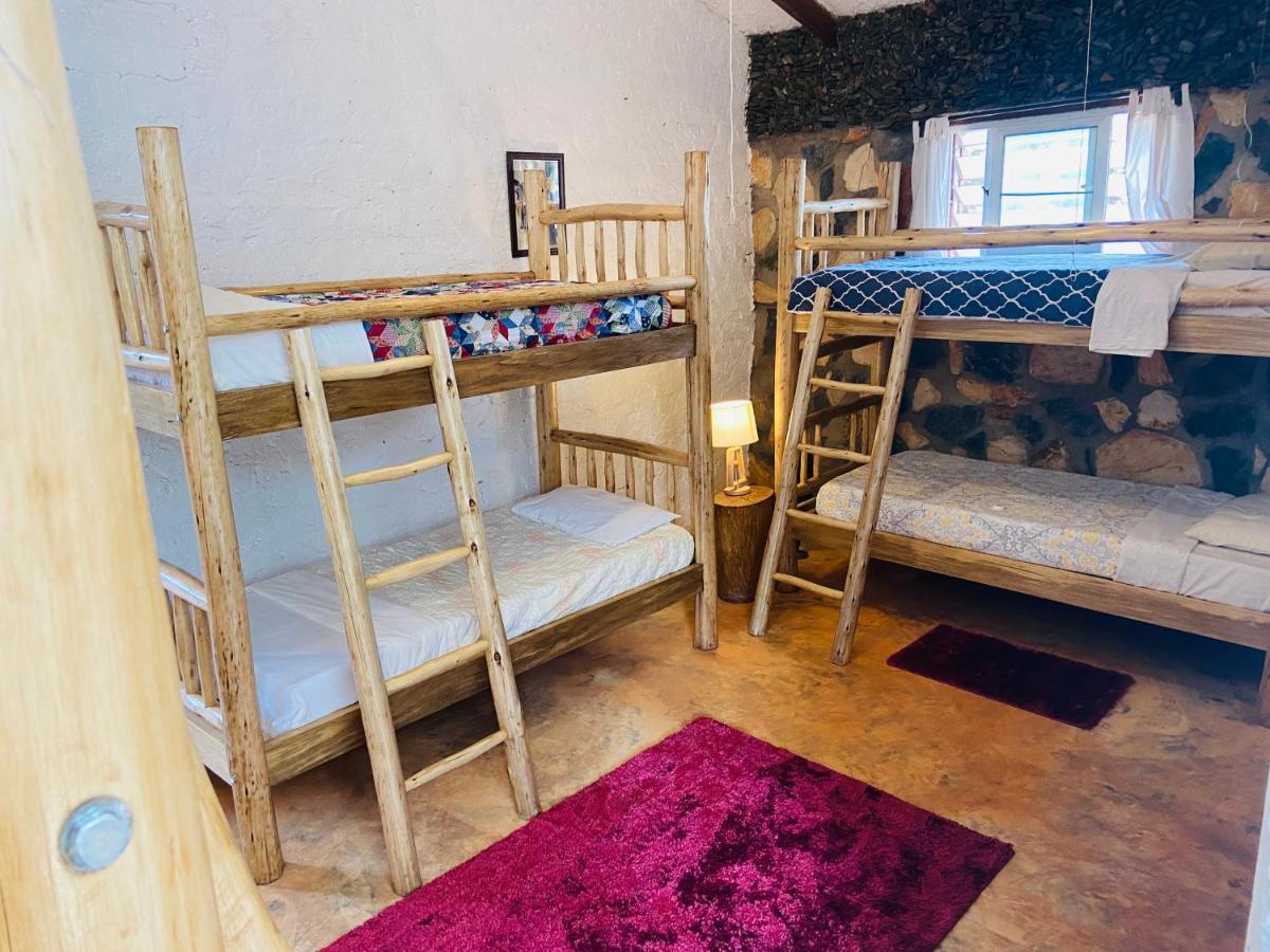 Home Onthe Nile Dorm Джинджа Экстерьер фото
